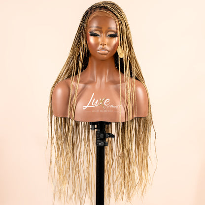 "Kimmy" 28" HD Full Lace Medium Knotless Box Braided Wig - 613 with 27/30 highlights - Luxury HD Braided Wigs for Black Women